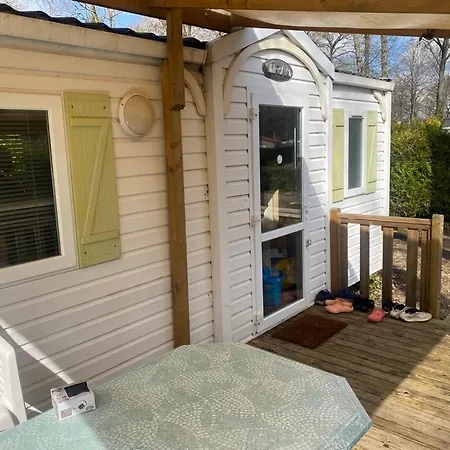 Mobil-home Au Parc Des Roches Camping *